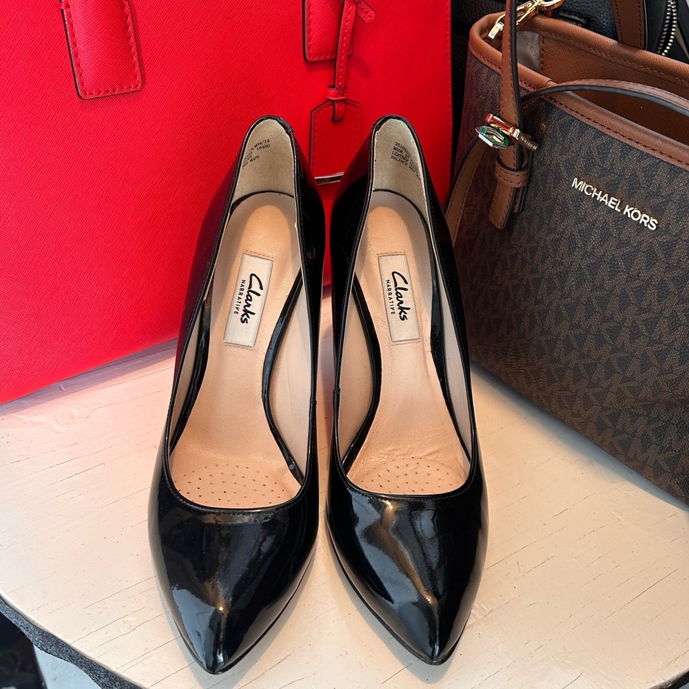 Clarks Black Patent Leather Pointed Toe Heels
